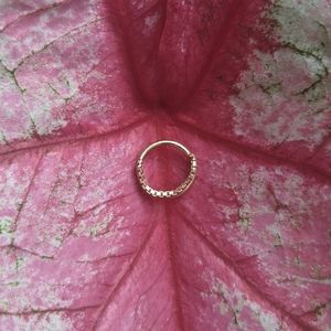 Black Lily Box Chain Yellow Gold Septum